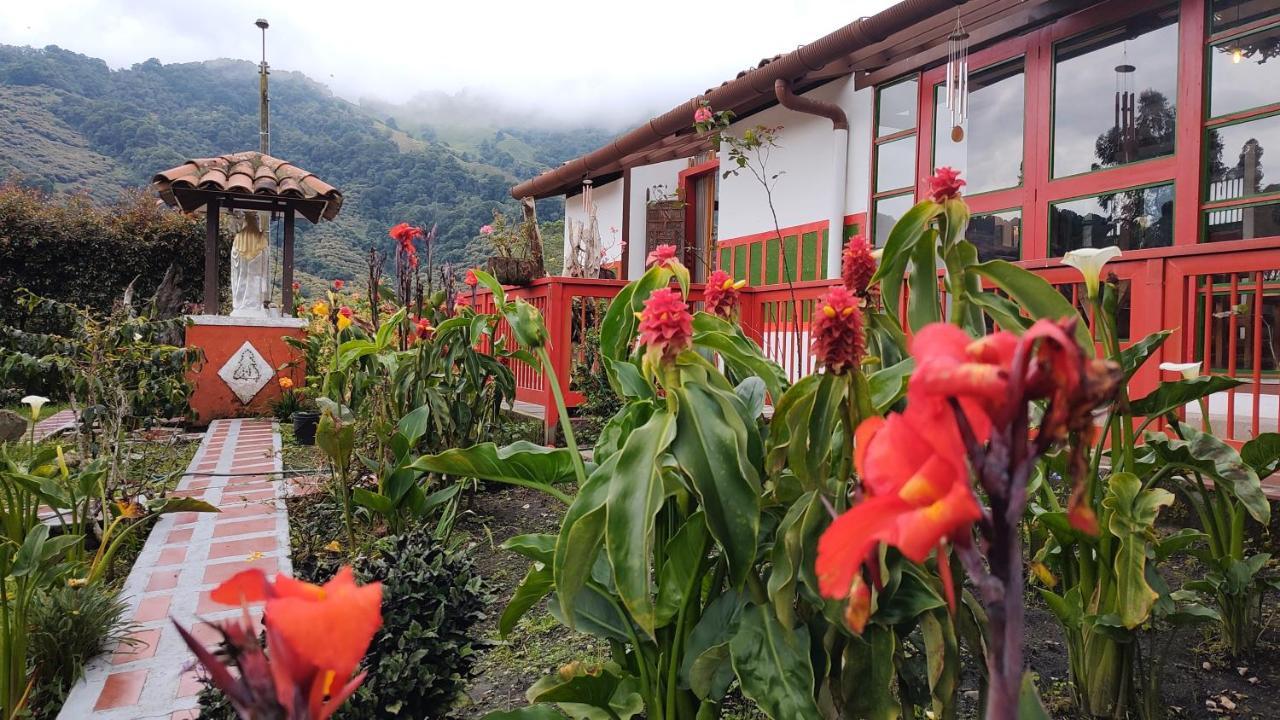 סאלנטו Ecohotel Pinohermoso Reserva Natural מראה חיצוני תמונה